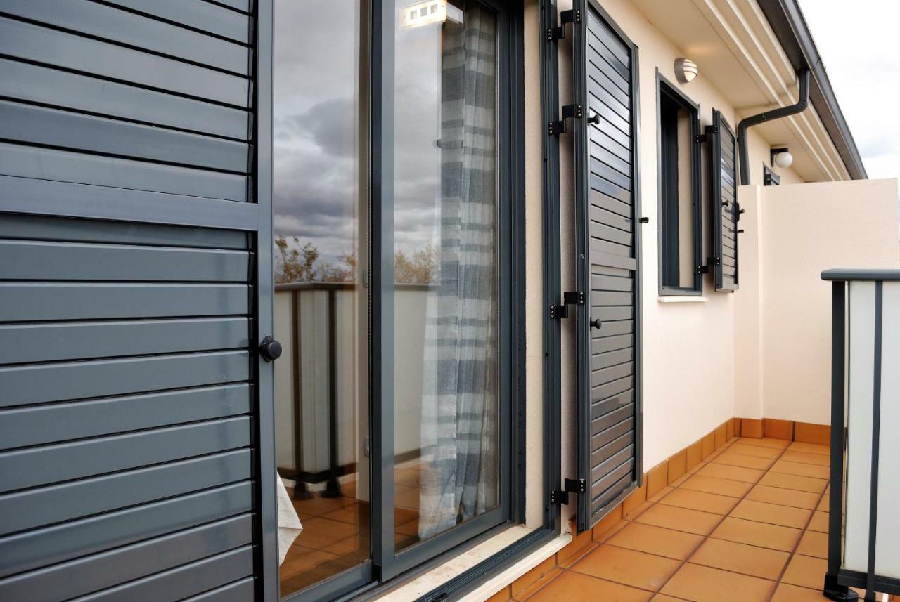 Chalet Adosado De Lujo Para 6 Personas En Golf Panoramica - Internet Fibra Gratis San Jorge  Екстериор снимка